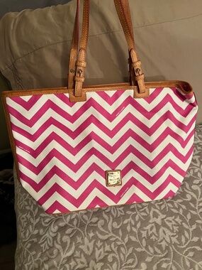 Dooney&Bourke Cherry Color Shoulder Bag